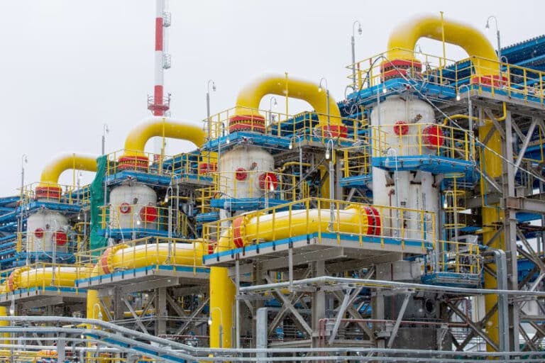 YI 2027-yilgacha Rossiya gazidan to‘liq voz kechish bo‘yicha kelishuvga erishdi