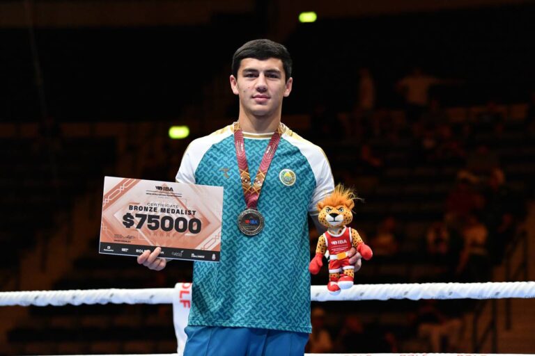 Бронза для Узбекистана: Эркинбоев прекращает выступление из-за травмы, Жалилов уступает в полуфинале