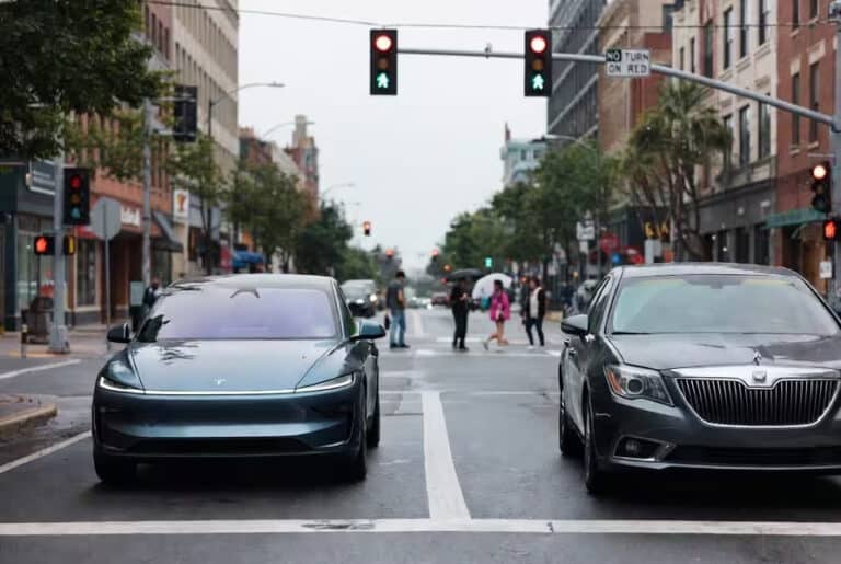 Elektromobillar piyodalar uchun xavfli emas — tadqiqot