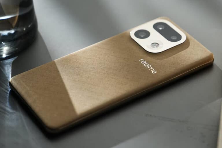 Realme 16 Pro+ smartfoning fotosuratlari e’lon qilindi