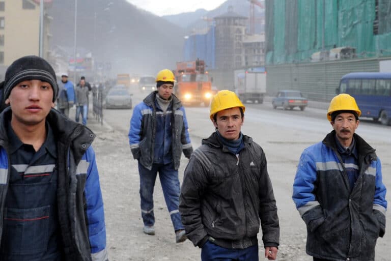 Qaysi davlatlar iqtisodiyoti migrantlarning pullariga tayanadi