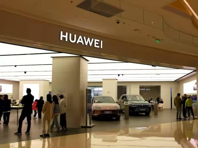 Huawei HarmonyOS operatsion tizimi ikki yilda Xitoyda 27 mln foydalanuvchidan oshdi