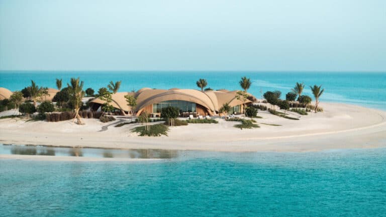 Saudiya Arabistonidan villa sotib olgan Ronaldu va Yangi yil archasini qulashi — 24-dekabrning muhim hodisalari