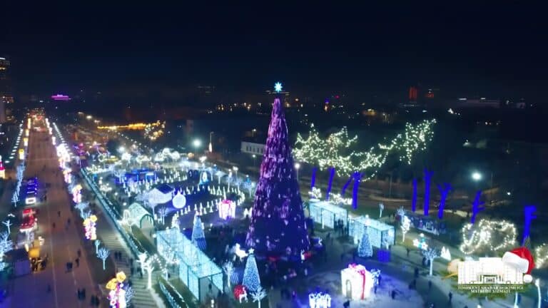 Муниса Ризаева и Konsta выступят на открытии главной елки Узбекистана