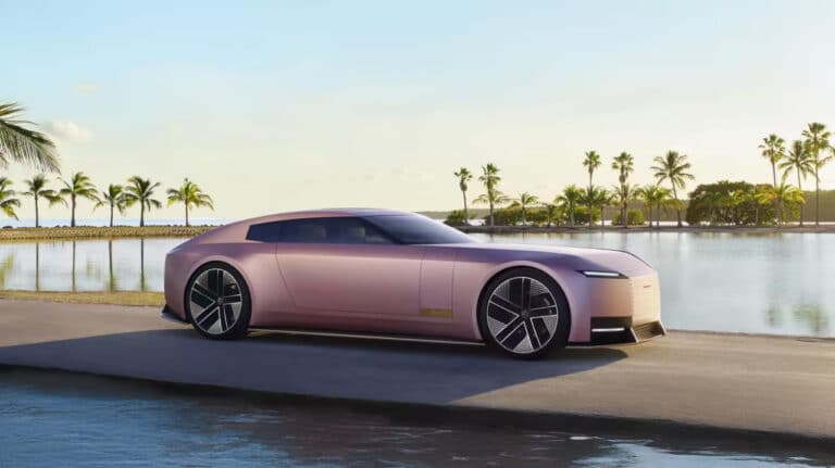 Jaguar benzinli avtomobillar bilan rasman xayrlashmoqda