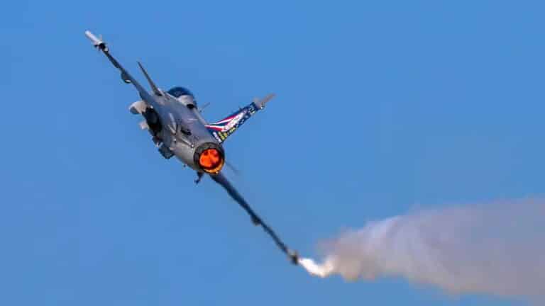 Таиланд нанес авиаудары по объектам в Камбодже