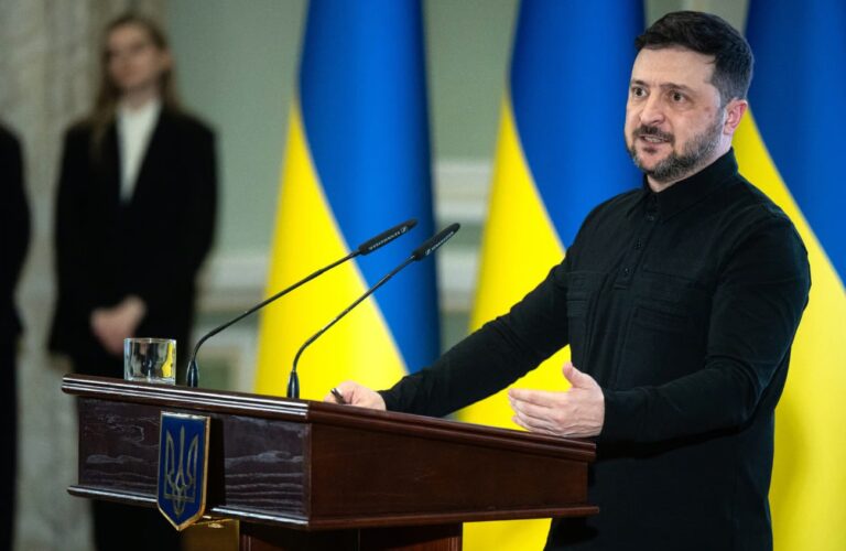 Zelenskyy Floats Peace Plan Terms, Signaling Possible Withdrawal From Eastern Ukraine