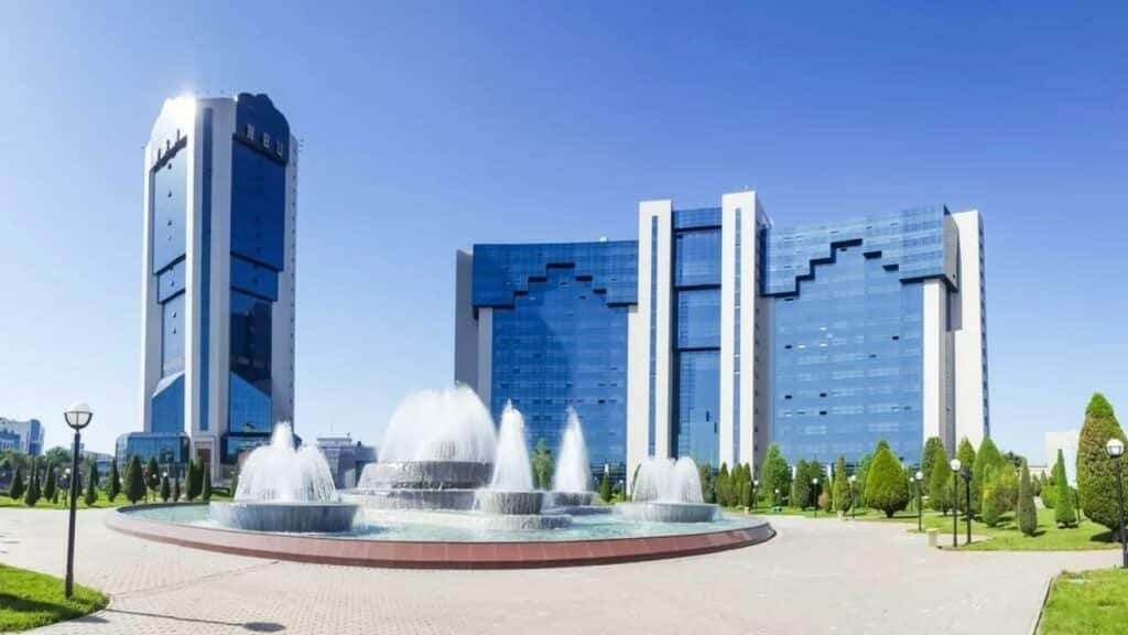 Uzbekistan to Privatise Five State-owned Banks by 2030