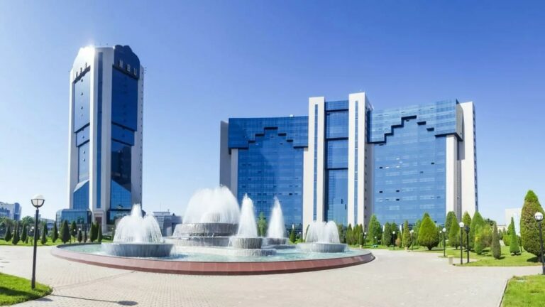 Uzbekistan to Privatise Five State-owned Banks by 2030