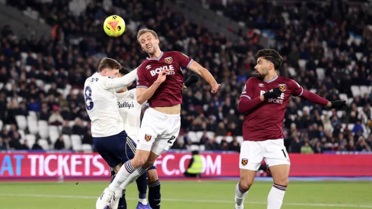 Гиббс-Уайт перевернул концовку: Ноттингем Форест дожал Вест Хэм в Лондоне