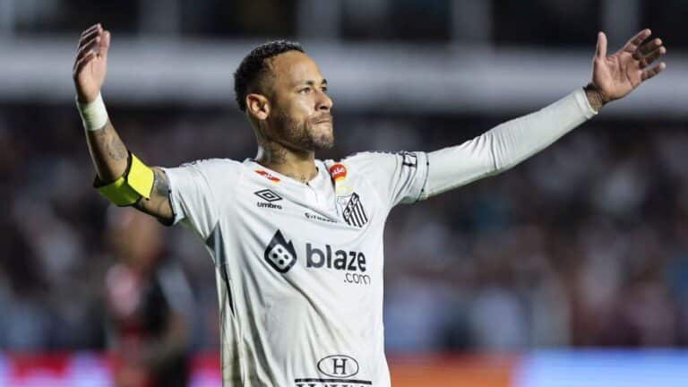 Neymar «Santos» bilan shartnomasini uzaytirdi