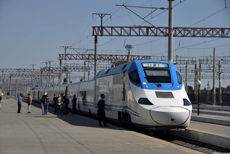 80 млн евро на обслуживание Afrosiyob: Talgo получила крупнейший контракт в Узбекистане