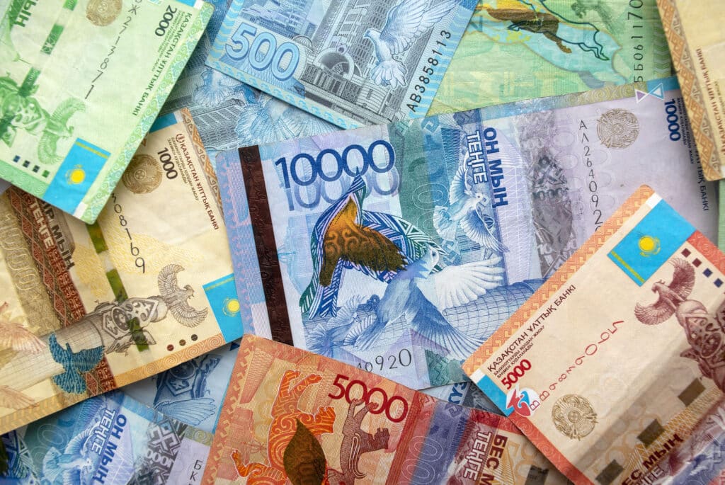 Valyuta birjasida qozoq tengesi savdolari qachon yo‘lga qo‘yilishi mumkin