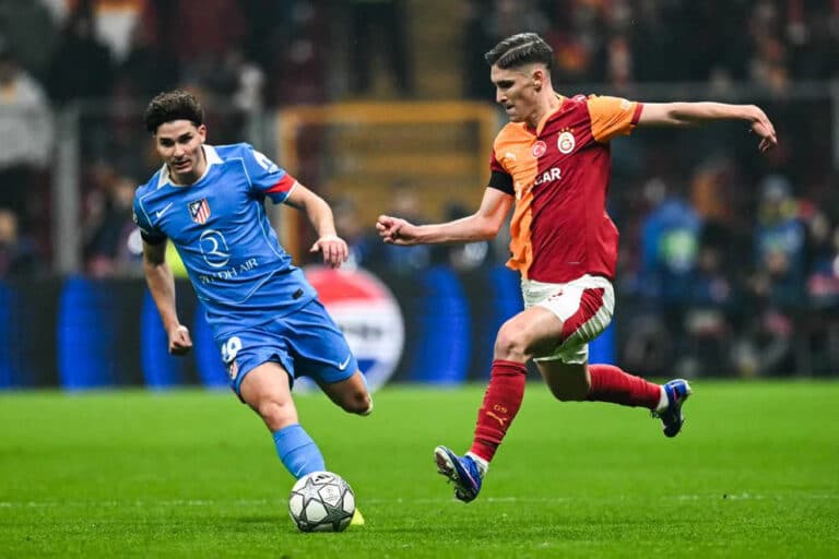 Галатасарай и Атлетико Мадрид разошлись миром в Стамбуле