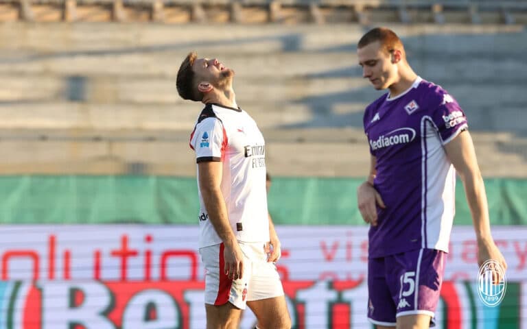 Гол со стандарта и поздний ответ Нкунку: ничья Фиорентины и Милана