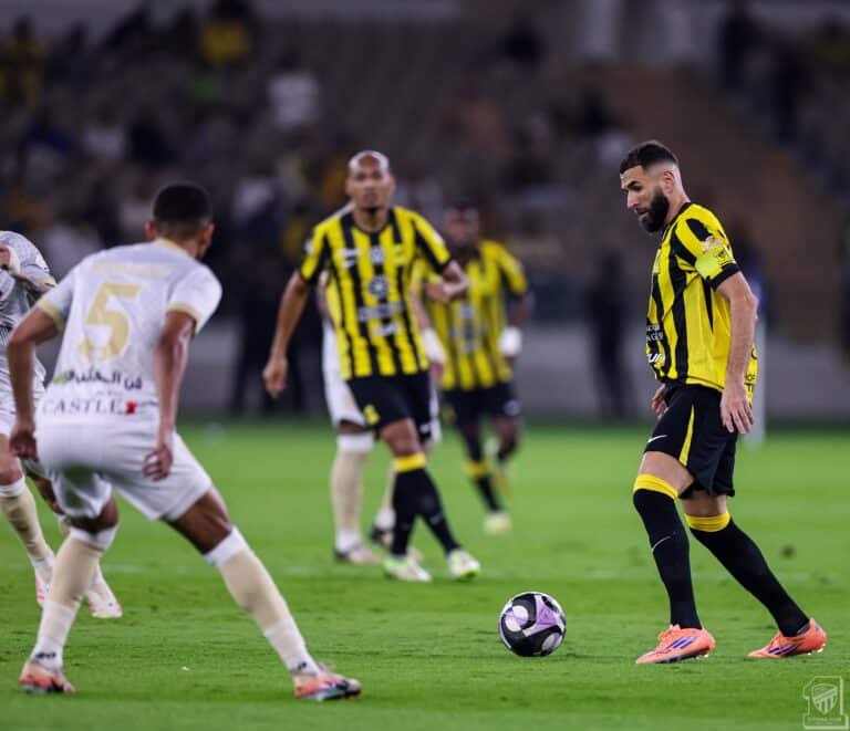 Один удар решил все: Аль-Иттихад взял три очка в вязком матче с Аль-Таавуном