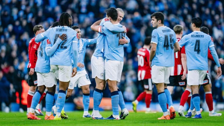 Хусанов отработал в обороне, а Манчестер Сити уничтожил Эксетер Сити в Кубке Англии