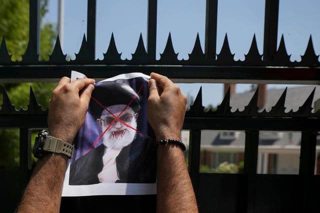 Activists Say Iran Protest Death Toll Tops 5K as Internet Blackout and U.S. Tensions Intensify