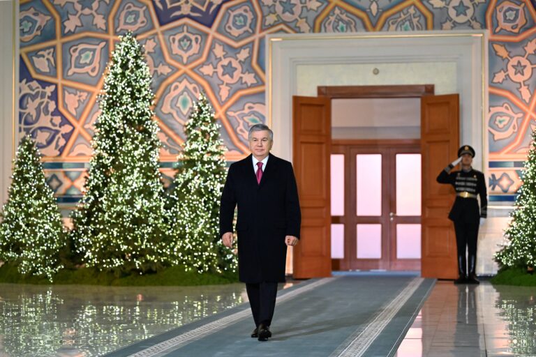 Shavkat Mirziyoyev O‘zbekiston xalqini Yangi yil bilan qutladi