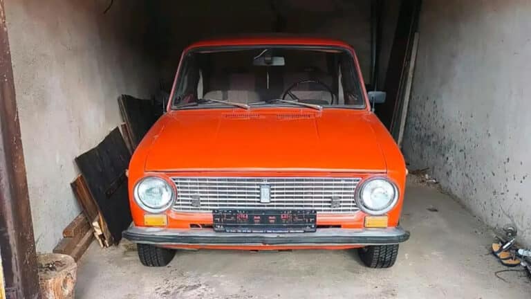 45 yil avval ishlab chiqarilgan «Jiguli»ning noyob nusxasi arzon narxda sotuvga qo‘yildi