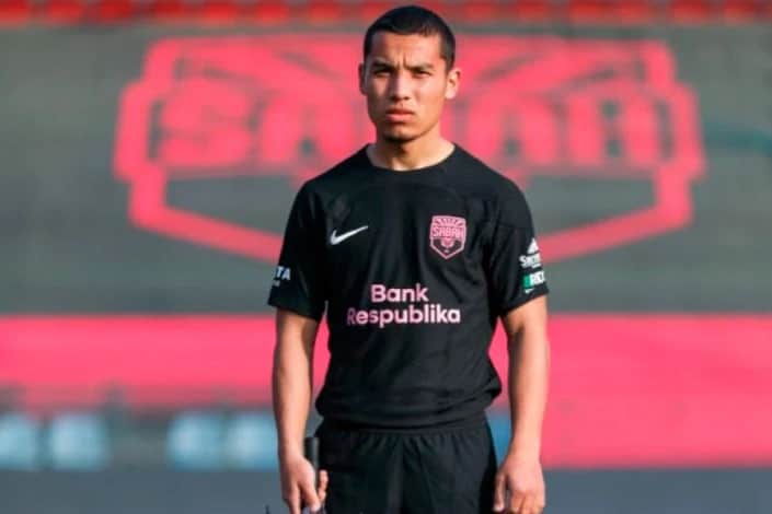 Umarali Rahmonaliev «Sabah» futbolchisiga aylandi