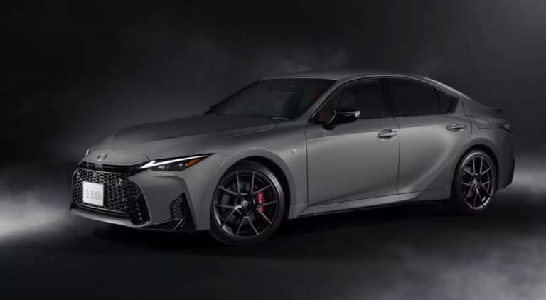 Lexus IS 2026 avtomobili taqdim etildi