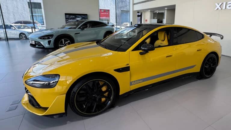 Xitoyda Xiaomi SU7 elektromobillari narxi keskin pasaydi