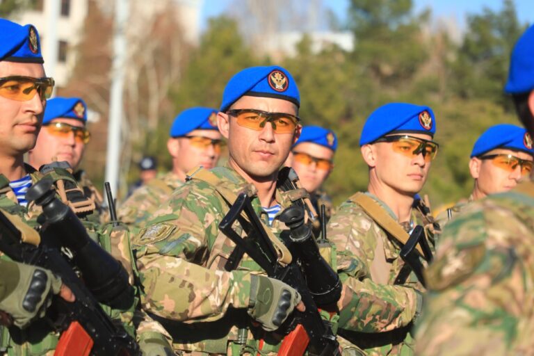 Саида Мирзиёева поздравила узбекистанцев с Днем защитника родины