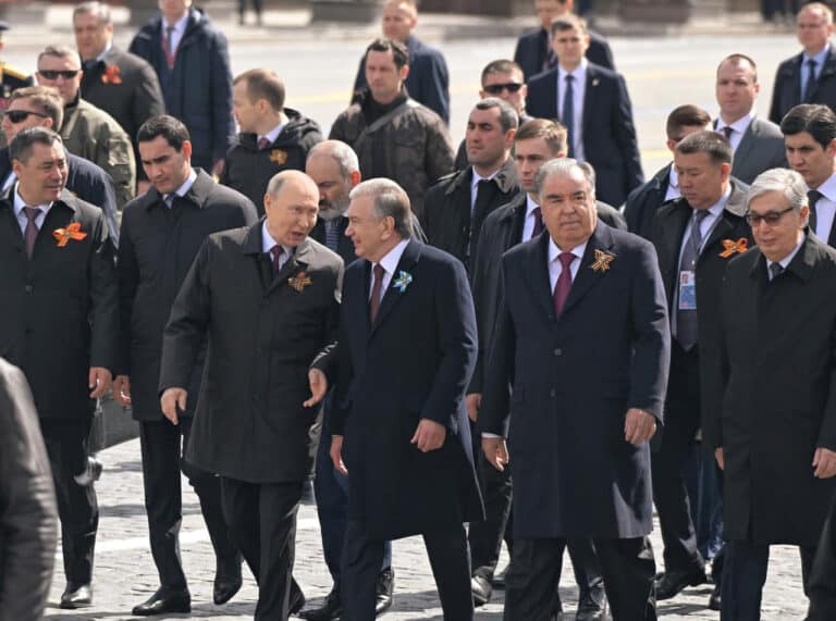 Markaziy Osiyo qachon Rossiyani ortda qoldiradi