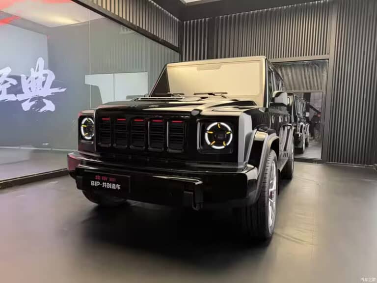 “Gelik”ka o‘xshash Beijing 81 2.0 avtomobili taqdim etildi