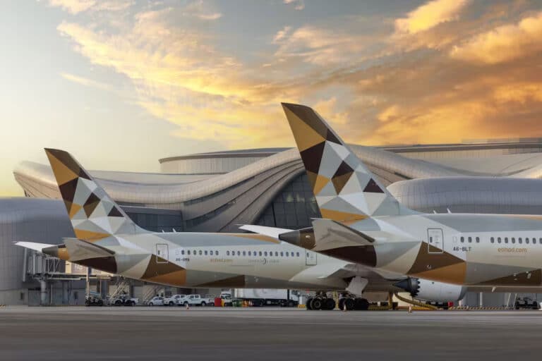 Etihad Airways dunyoning eng xavfsiz aviakompaniyasi deb topildi