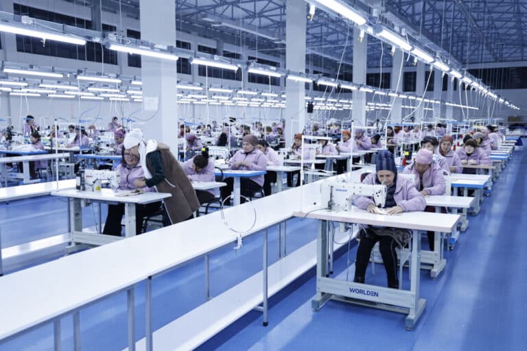 Jizzaxda yangi Mikrosanoat va xizmat ko‘rsatish markazi ochildi