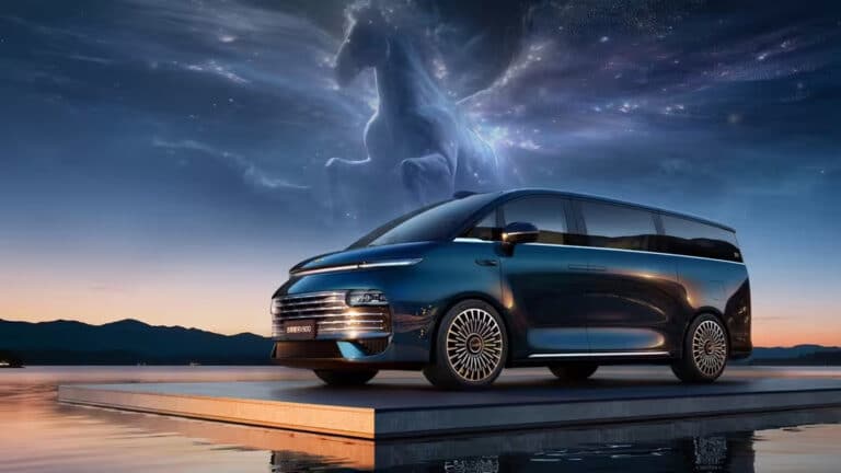 Geely kompaniyasi Geely Galaxy V900 avtomobili xaridi uchun oltin sovg‘a qiladi