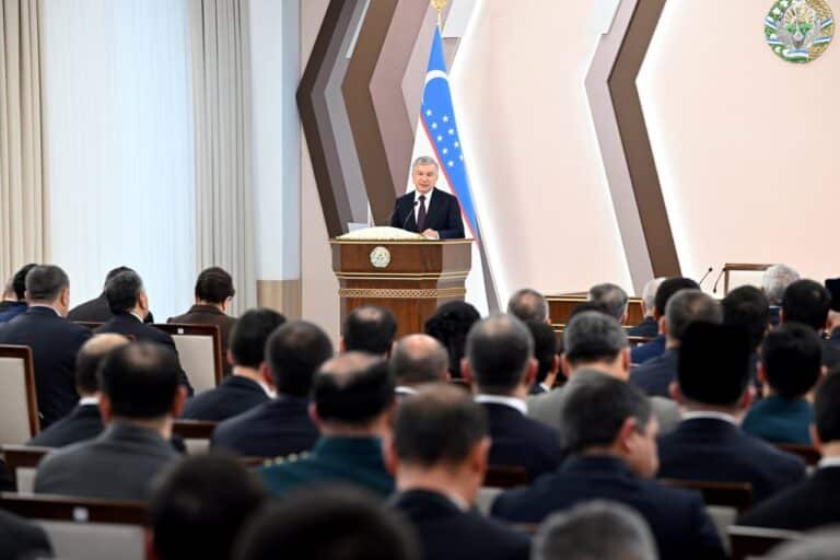 В Узбекистане планируют трудоустроить 1 млн человек в 2026 году