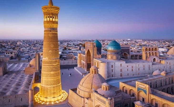 Tinchlik kengashini imzolagan Mirziyoyev, Ispaniyada halokatli poyezd to‘qnashuvi  — hafta davomida e’lon qilingan muhim yangiliklar