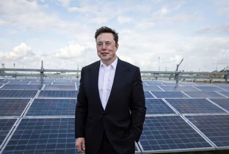 Quyosh stansiyalari butun AQSh va Yevropani elektr bilan ta’minlashi mumkin — Mask