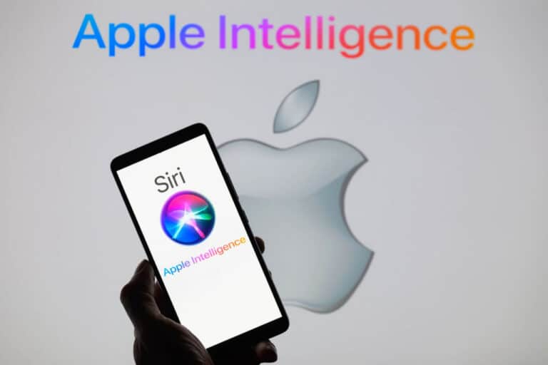 Apple Siri’ning chat-bot versiyasini fevral oyida taqdim etadi