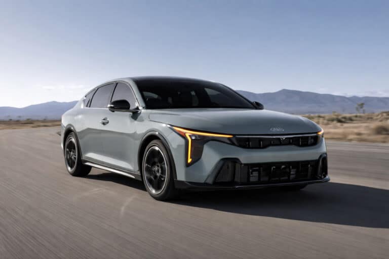 Kia kompaniyasi O‘zbekistonda ishlab chiqarishni kengaytiradi