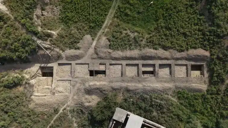 Uzbek and Chinese Archaeologists Uncover Walls of Kuva Ancient Settlement