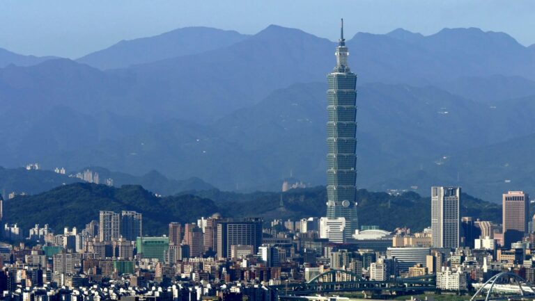 Taiwan Secures U.S. Trade Deal Cutting Tariffs to 15%