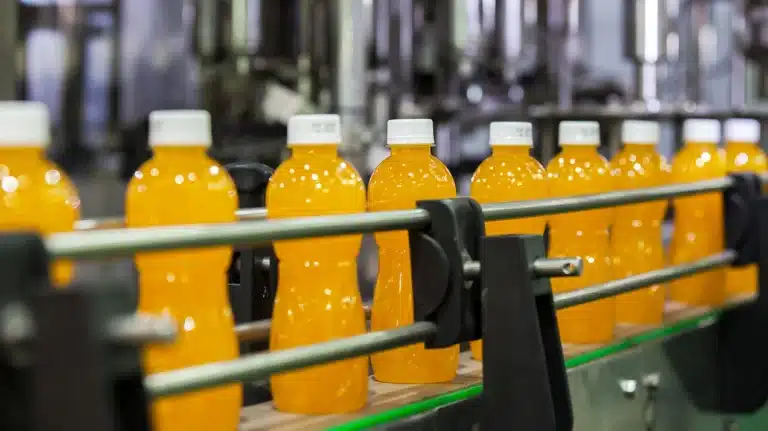 В Узбекистане временно снизили импортные пошлины на 20 видов сырья