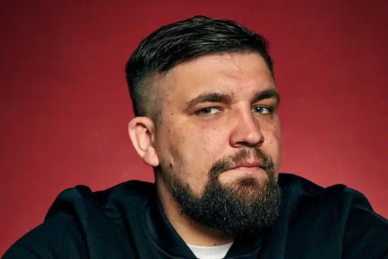 Концерт Басты в Ташкенте перенесли из-за неисправности самолета