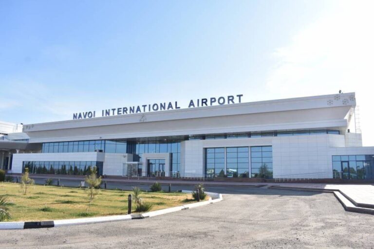 Аэропорт Навои выведут из подчинения Uzbekistan Airports