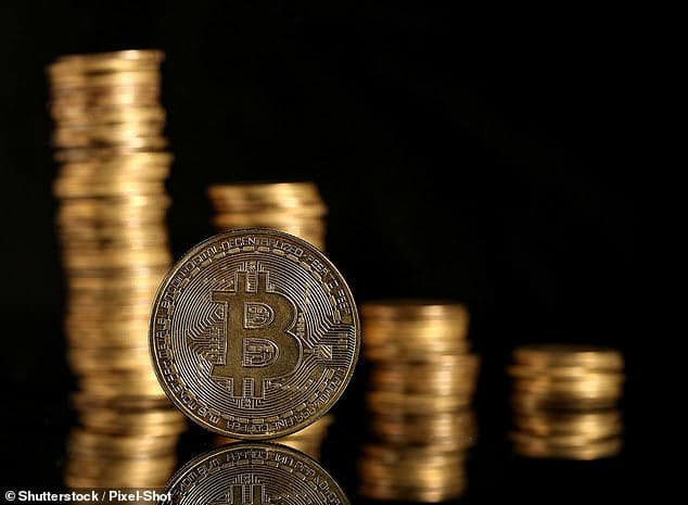 Bitcoin Sell-off Reignites Debate over Cryptocurrency’s Value
