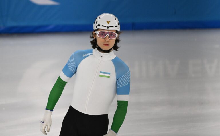 Конькобежец из Узбекистана Даниил Ейбог получил еще одну олимпийскую лицензию