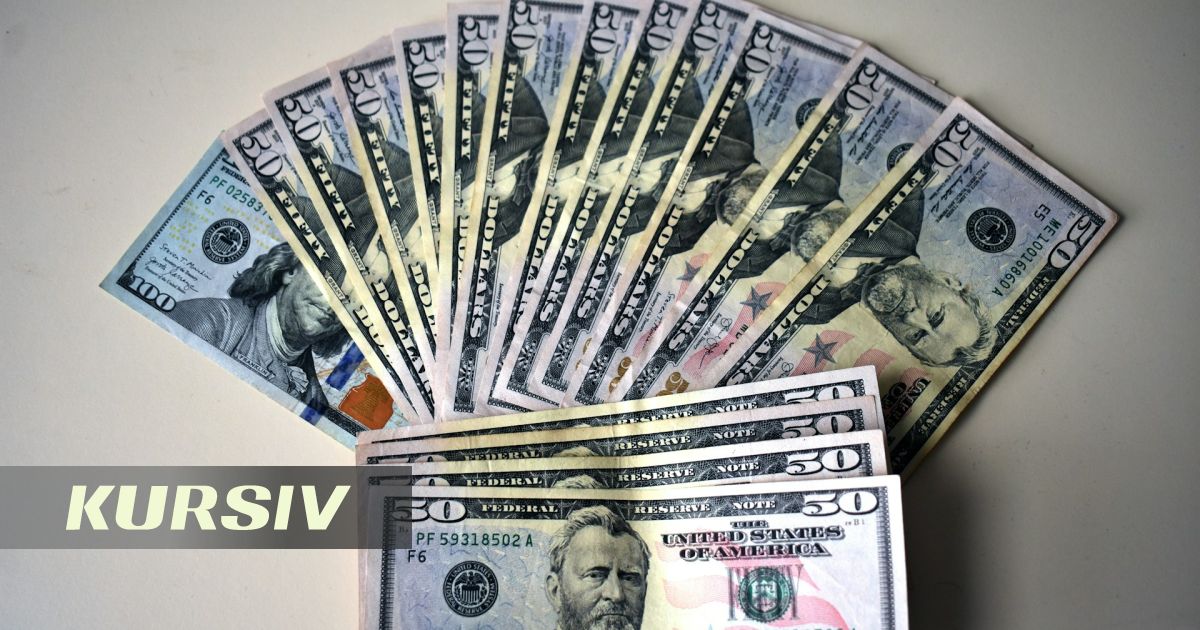 Где выгодно обменять доллар в Узбекистане