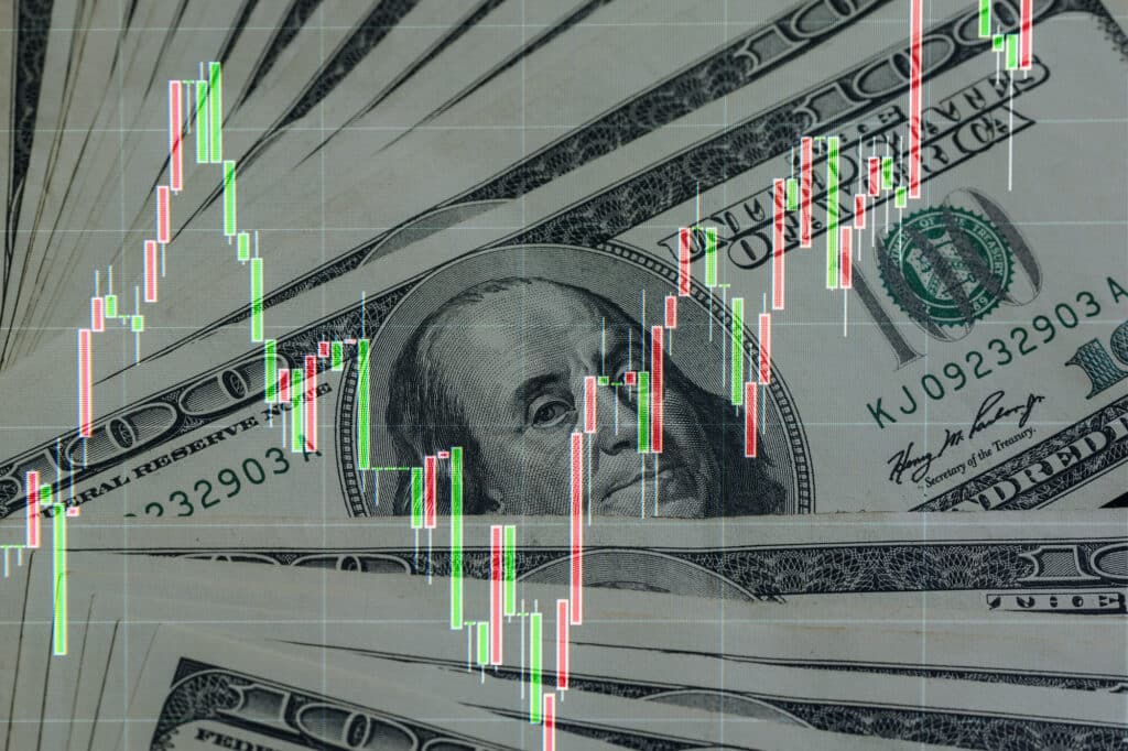 O‘sayotgan dollar: AQSh valyutasi hafta davomida qanday o‘zgardi