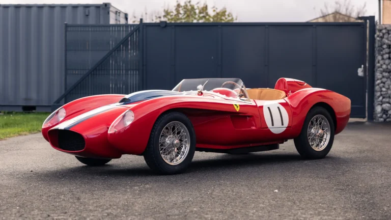 Ferrari Testa Rossa J bolalar avtomobili haqiqiy superkar narxiga sotildi