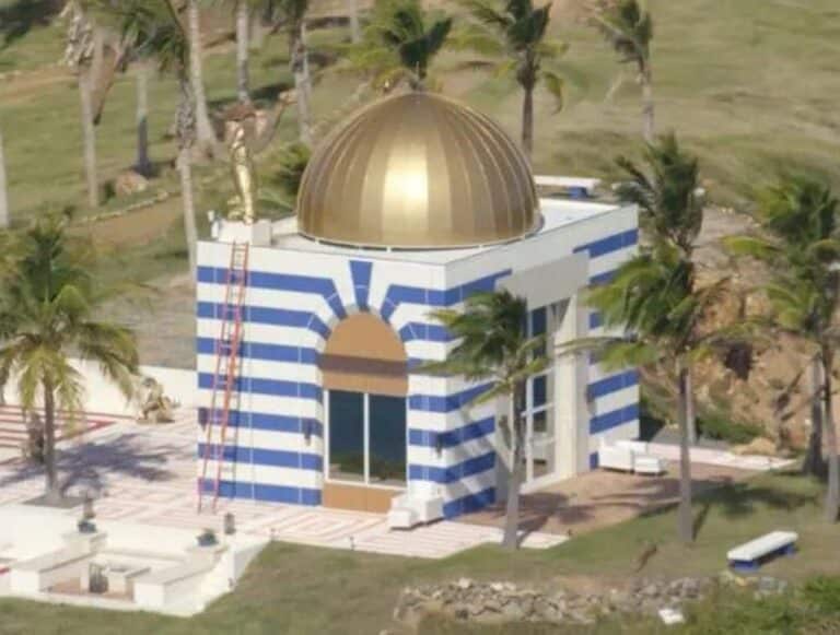 Упаковка «Простоквашино» завирусилась в соцсетях. Причем тут Эпштейн?