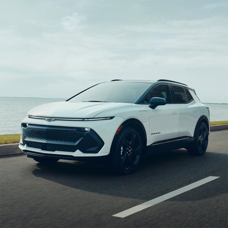 Chevrolet Equinox EV 2026: доступный электрический кроссовер с запасом хода 513 км